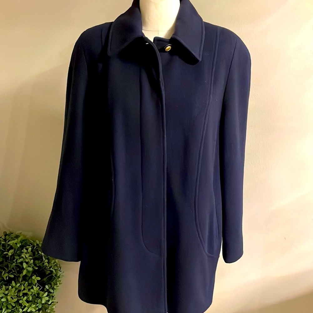 MACKINTOSH New England women’s 100% wool navy petite coat cape back collared 12P
